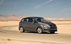 2013 Ford C Max side In motion